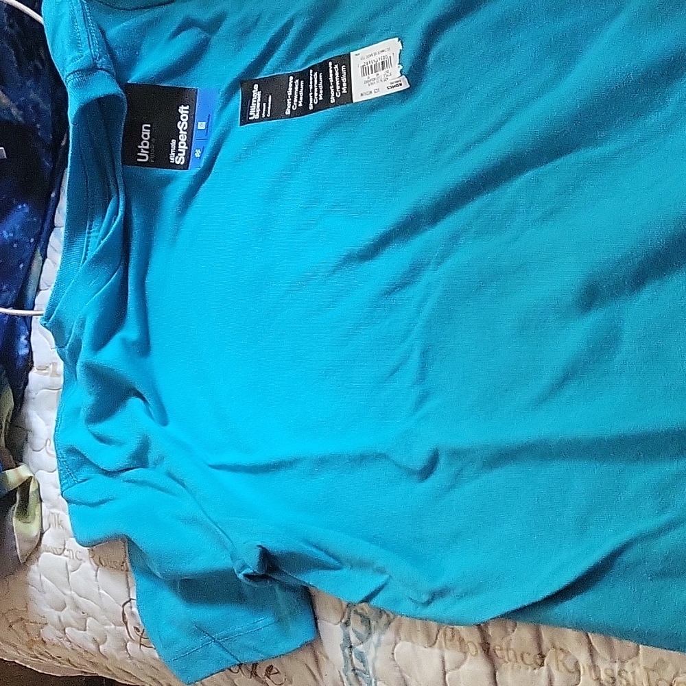 Short sleeve shirt